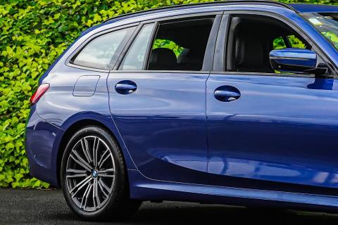 2021 BMW 320i M Sport Touring - Thumbnail