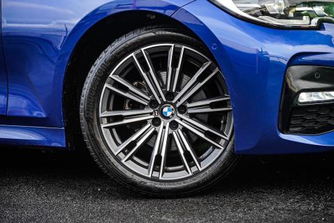 2021 BMW 320i M Sport Touring - Thumbnail