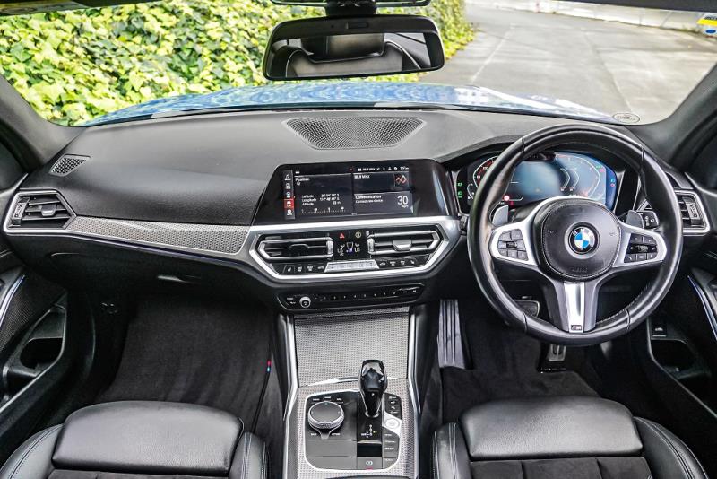 2021 BMW 320i M Sport Touring