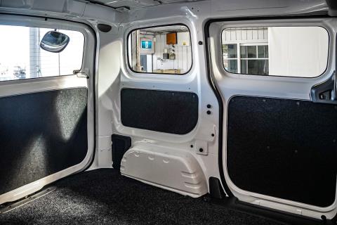 2021 Nissan NV200 / Vanette - Thumbnail
