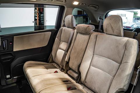 2016 Honda Odyssey G - Thumbnail