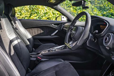 2017 Audi TT 1.8TFSI S Line - Thumbnail