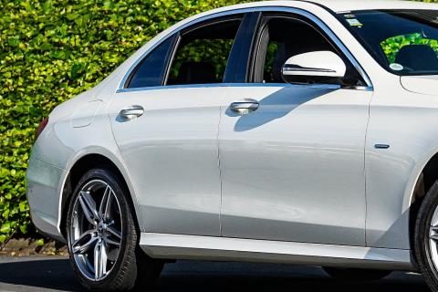 2017 Mercedes Benz E 350e AMG Line - Thumbnail