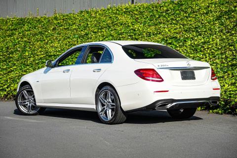 2017 Mercedes Benz E 350e AMG Line - Thumbnail