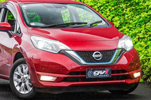 2019 Nissan Note e-Power X - Thumbnail