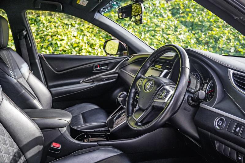 2013 Toyota Harrier 4WD