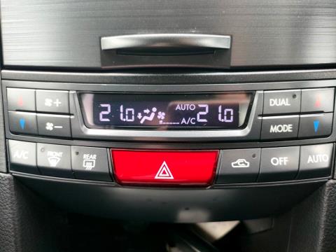 2012 Subaru Legacy 2.5i Wagon - Thumbnail