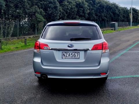2012 Subaru Legacy 2.5i Wagon - Thumbnail