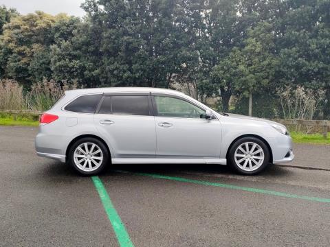 2012 Subaru Legacy 2.5i Wagon - Thumbnail