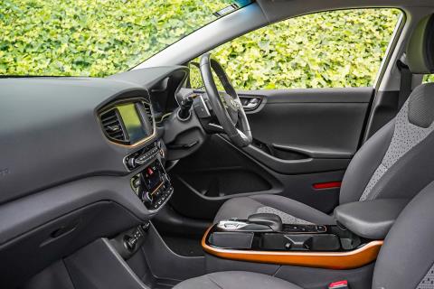 2018 Hyundai Ioniq EV 88kW - Thumbnail