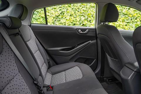 2018 Hyundai Ioniq EV 88kW - Thumbnail
