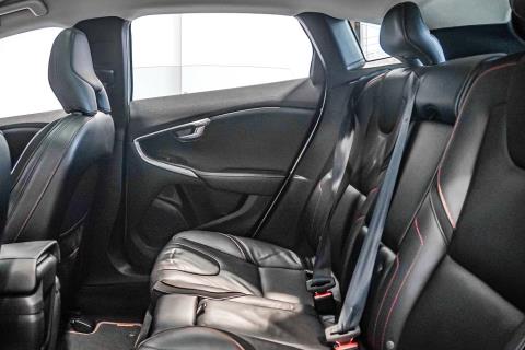 2015 Volvo V40 Ocean Race Edition - Thumbnail