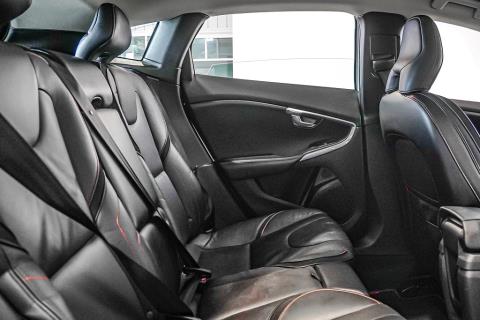 2015 Volvo V40 Ocean Race Edition - Thumbnail