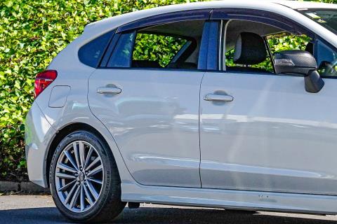 2015 Subaru Impreza Sport 2.0i-S - Thumbnail