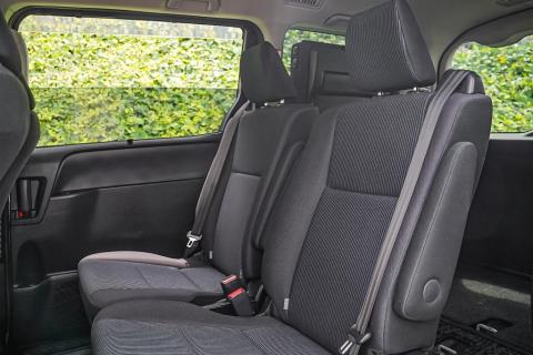 2019 Toyota Voxy X 4WD / Noah - Thumbnail
