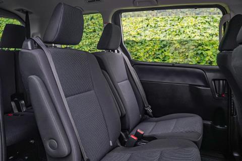 2019 Toyota Voxy X 4WD / Noah - Thumbnail