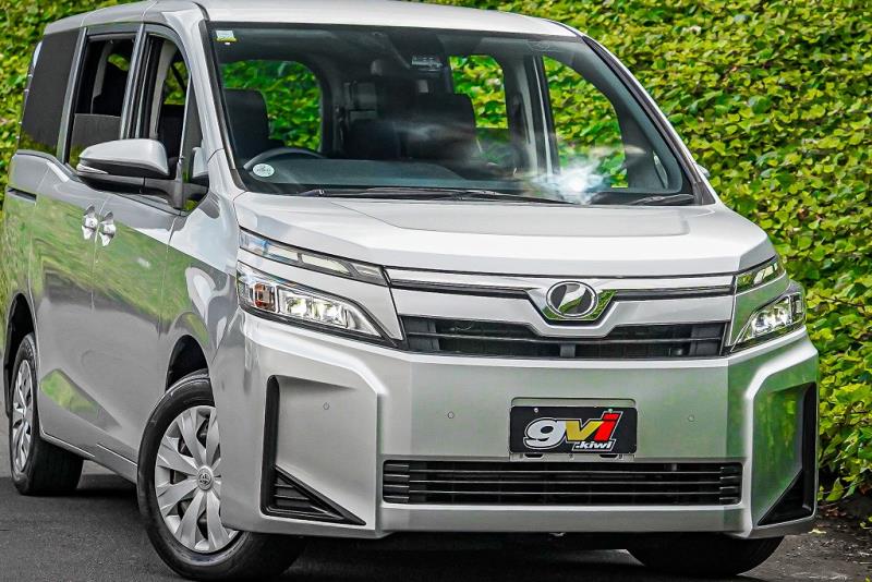 2019 Toyota Voxy X 4WD / Noah