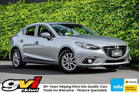 2015 Mazda Axela Hybrid / 3 Sport