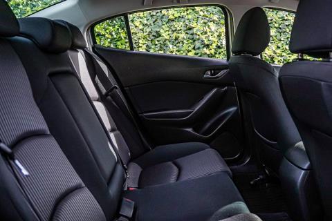 2015 Mazda Axela Hybrid / 3 Sport - Thumbnail