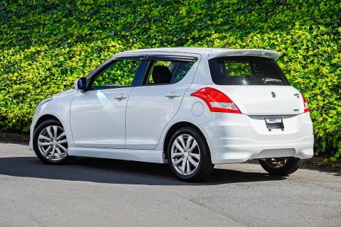 2014 Suzuki Swift RS - Thumbnail