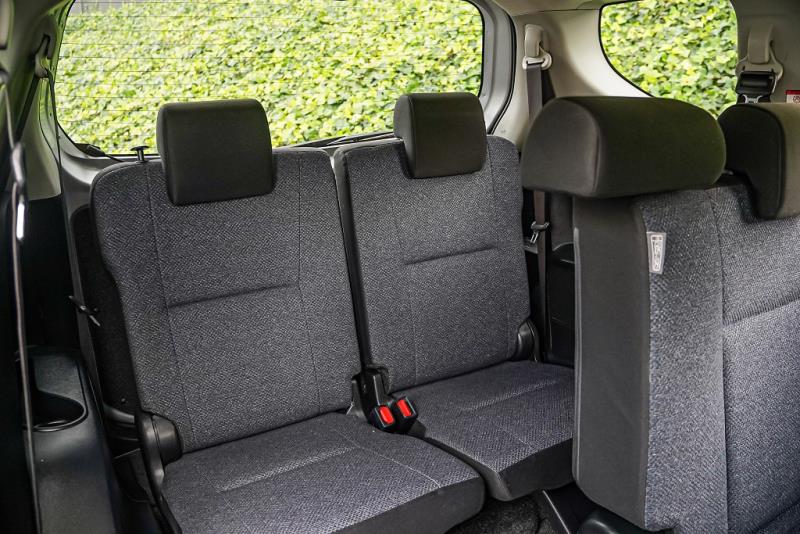 2015 Toyota Sienta Hybrid 7 Seater