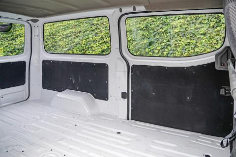 2020 Nissan NV350 / Caravan - Thumbnail