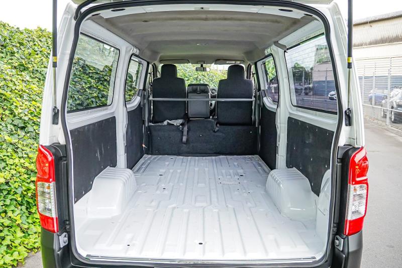 2020 Nissan NV350 / Caravan