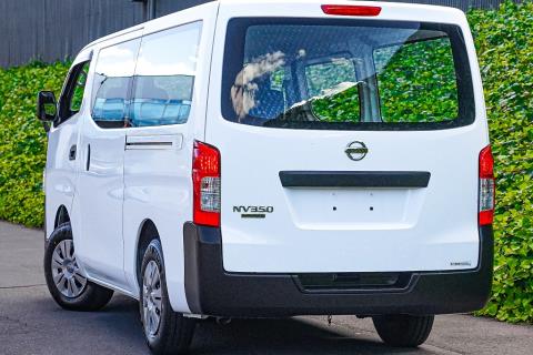 2018 Nissan NV350 / Caravan 5 Door - Thumbnail