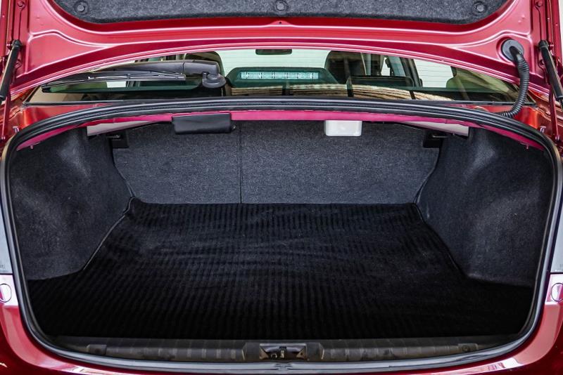 2014 Subaru Legacy B4 Limited 4WD
