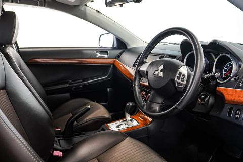 2012 Mitsubishi Galant Fortis / Lancer - Thumbnail