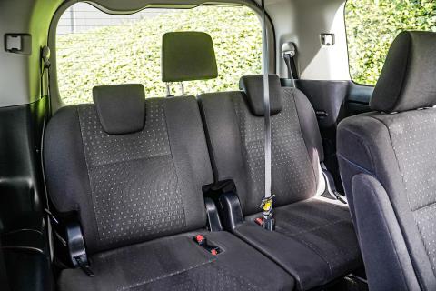 2017 Toyota Noah G / Voxy - Thumbnail