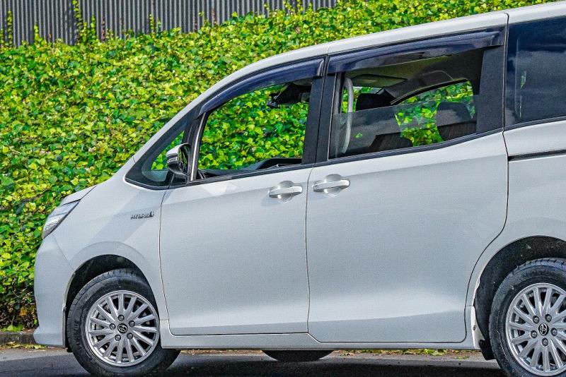 2017 Toyota Noah G / Voxy