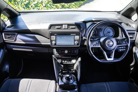 2017 Nissan Leaf G 88% SOH - Thumbnail