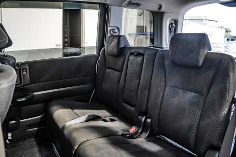 2011 Honda Step Wagon - Thumbnail