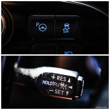 2018 Toyota Prius S Hybrid - Thumbnail