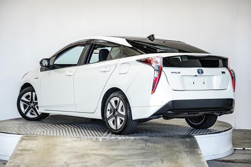 2018 Toyota Prius S Hybrid