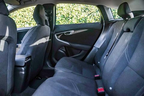2014 Volvo V40 T4 Hatchback - Thumbnail