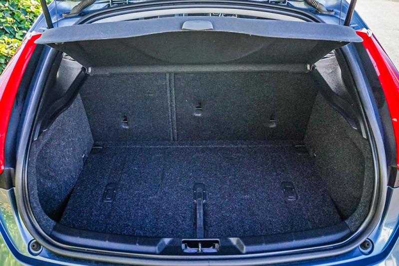 2014 Volvo V40 T4 Hatchback