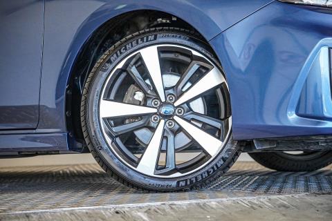 2017 Subaru Impreza G4 2.0i-S - Thumbnail