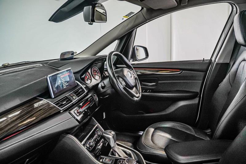 2015 Bmw 220i 7 Seater