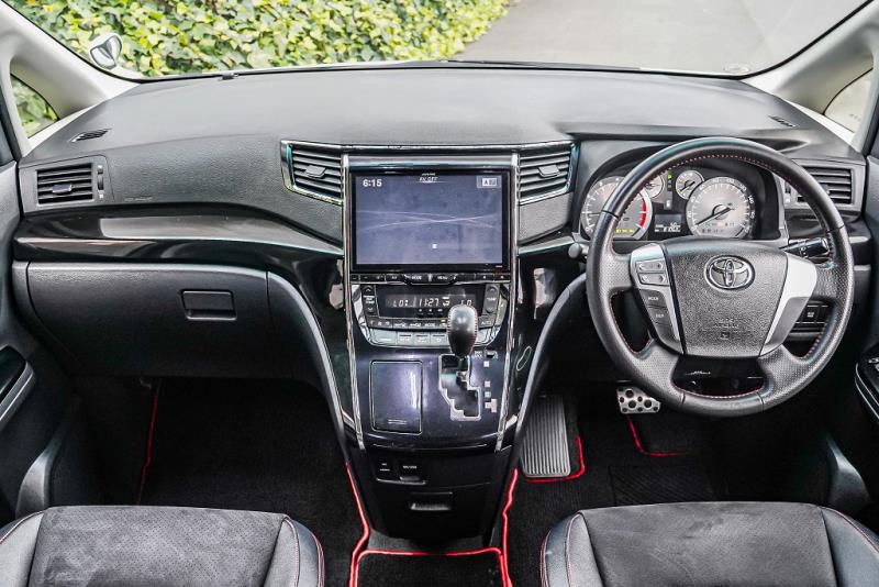 2014 Toyota Alphard / Vellfire