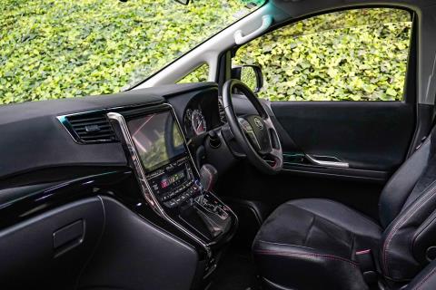 2014 Toyota Alphard / Vellfire - Thumbnail