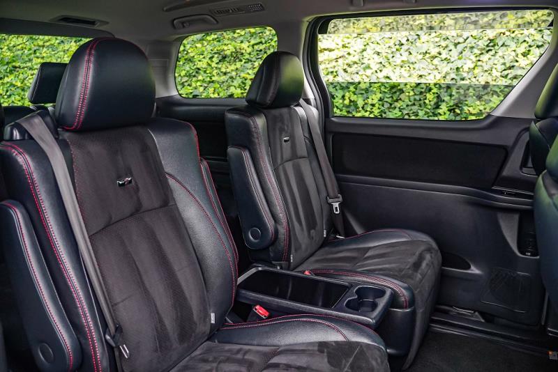 2014 Toyota Alphard / Vellfire