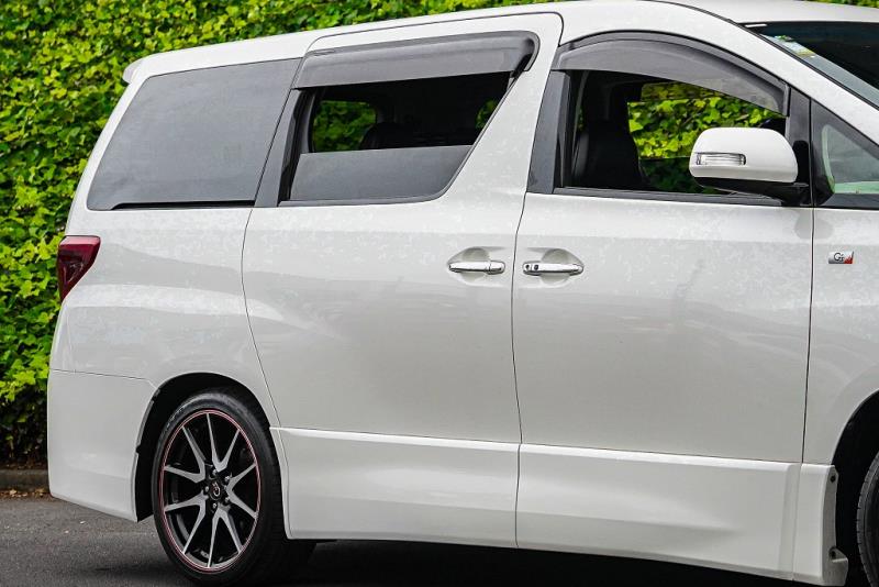 2014 Toyota Alphard / Vellfire
