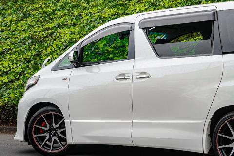 2014 Toyota Alphard / Vellfire - Thumbnail