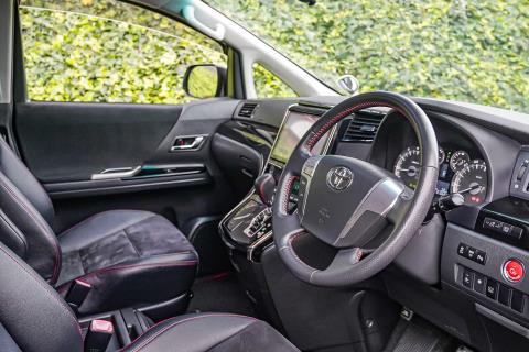 2014 Toyota Alphard / Vellfire - Thumbnail