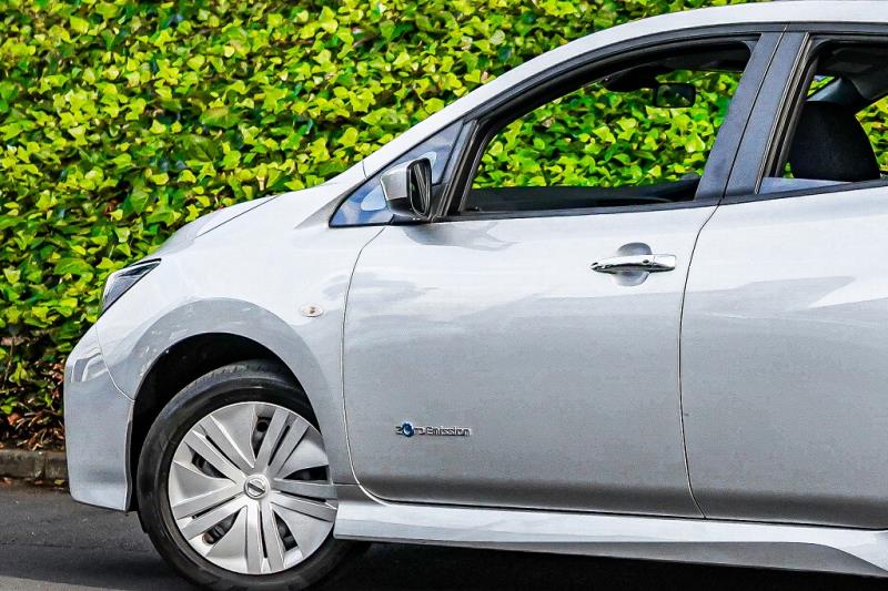 2017 Nissan Leaf 40S
