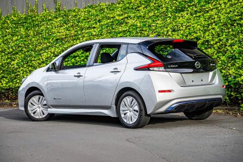 2017 Nissan Leaf 40S - Thumbnail