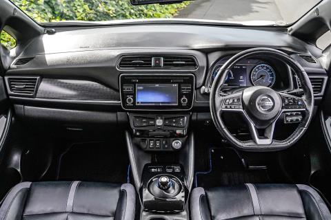2018 Nissan Leaf 40G 89% SOH - Thumbnail