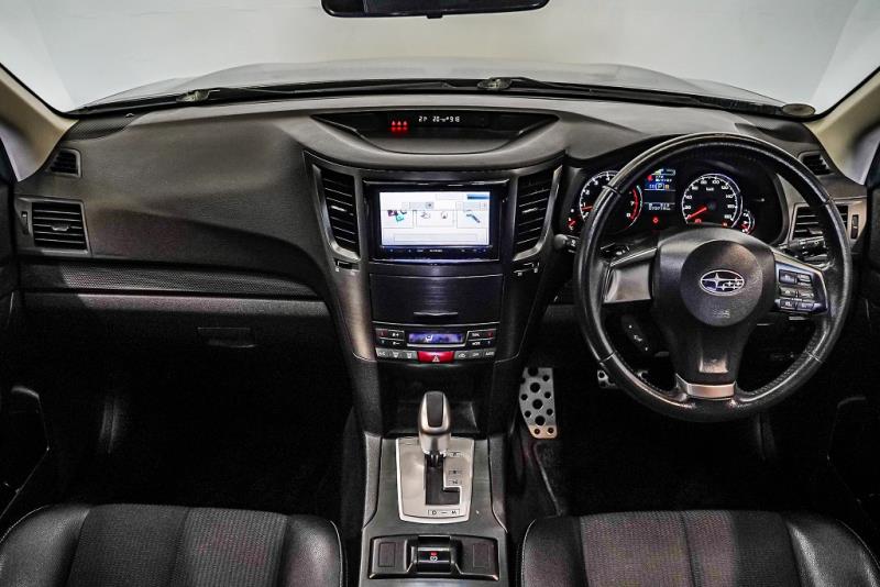 2013 Subaru Legacy 2.5i B Sport
